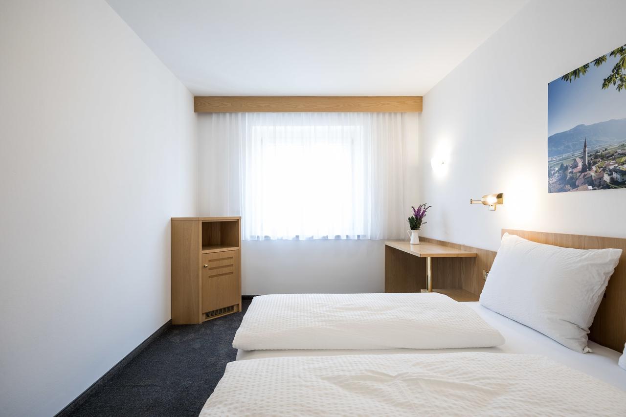 Mondschein Rooms ラナ エクステリア 写真